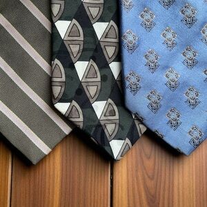Lot of 3 Designer Silk Ties – Platinum, Ruffini & Garfinckel’s Classic